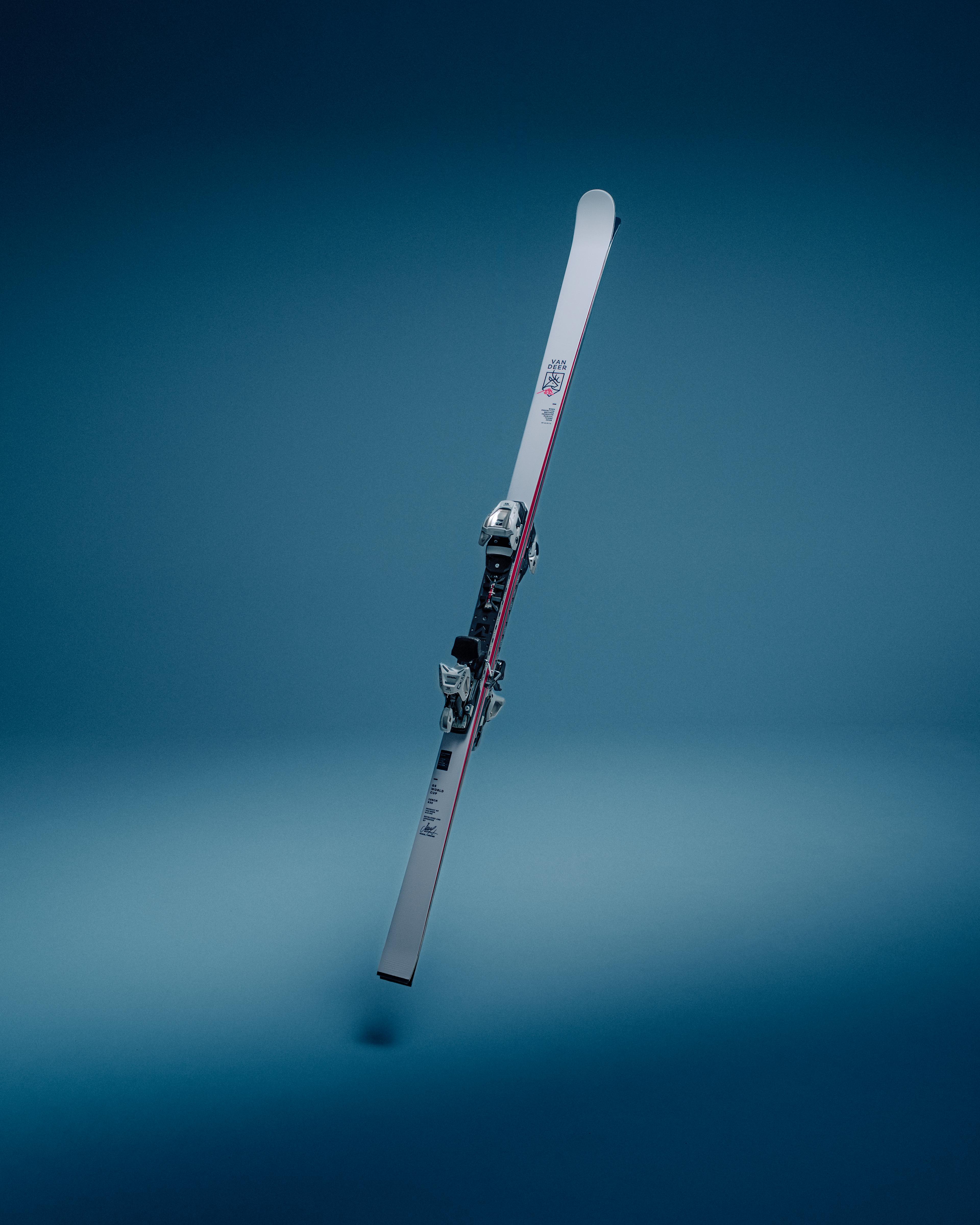 GS WORLD CUP – VAN DEER-Red Bull Sports Equipment GmbH